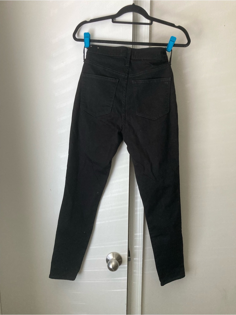 Madewell Women's Curvy High-Rise Skinny Denim - Picture 3 of 4